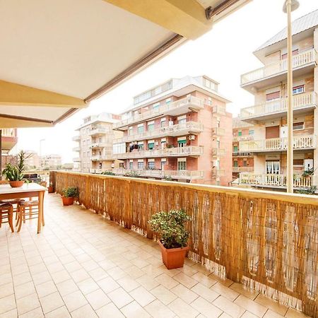Mare Di Roma Apartment Lido di Ostia Room photo